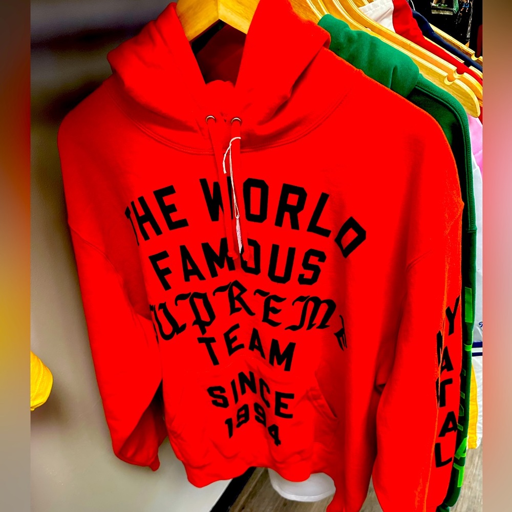 Supreme hoodie